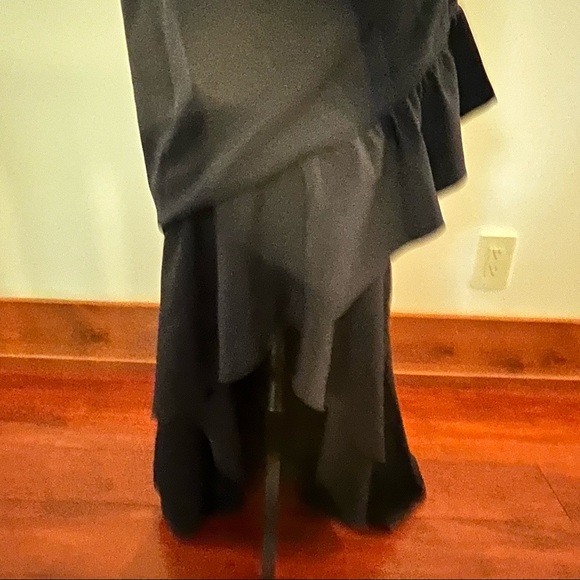 Vince Camuto Long Dark Navy Dress - Size 6 - Picture 4 of 4